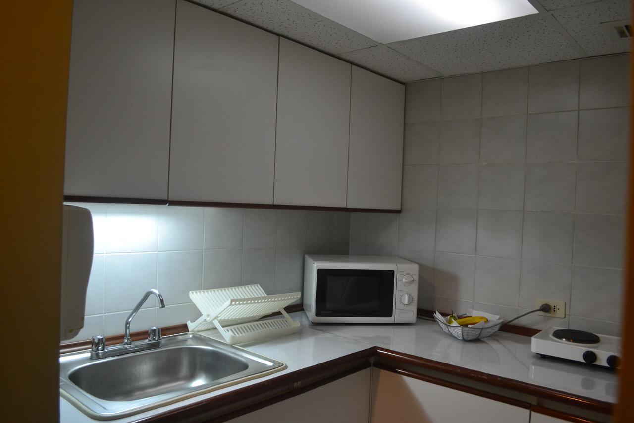 Suites Plaza Las Flores Lima Eksteriør billede