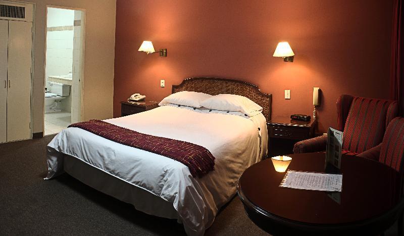 Suites Plaza Las Flores Lima Eksteriør billede