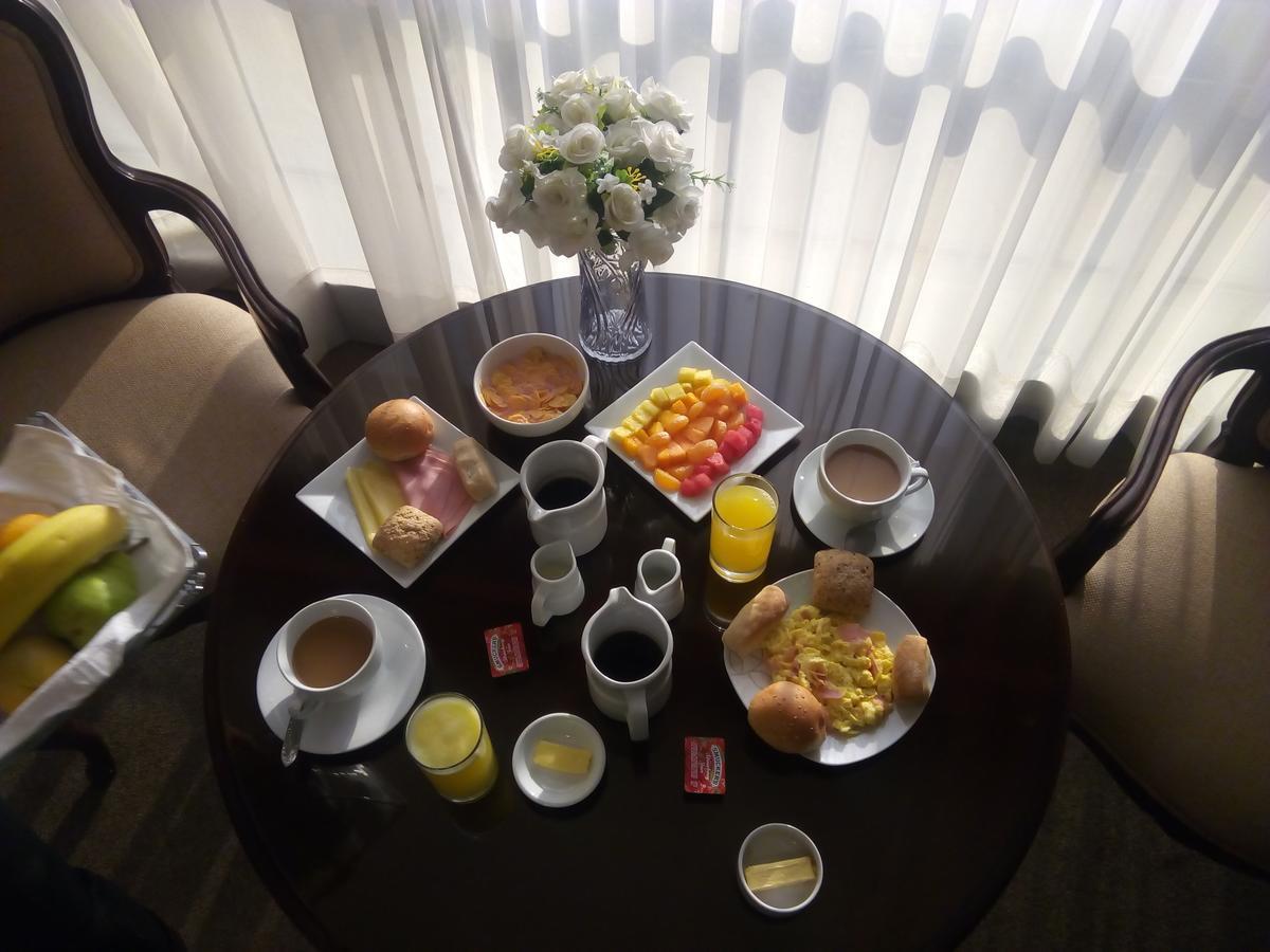 Suites Plaza Las Flores Lima Eksteriør billede