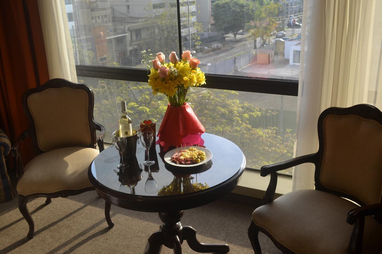 Suites Plaza Las Flores Lima Eksteriør billede
